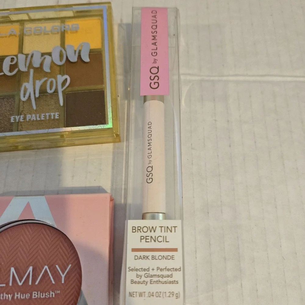 New Six Piece Mixed Makeup Lot Wet N Wild Almay La Colors‎ Nyx Blush Eyeliner